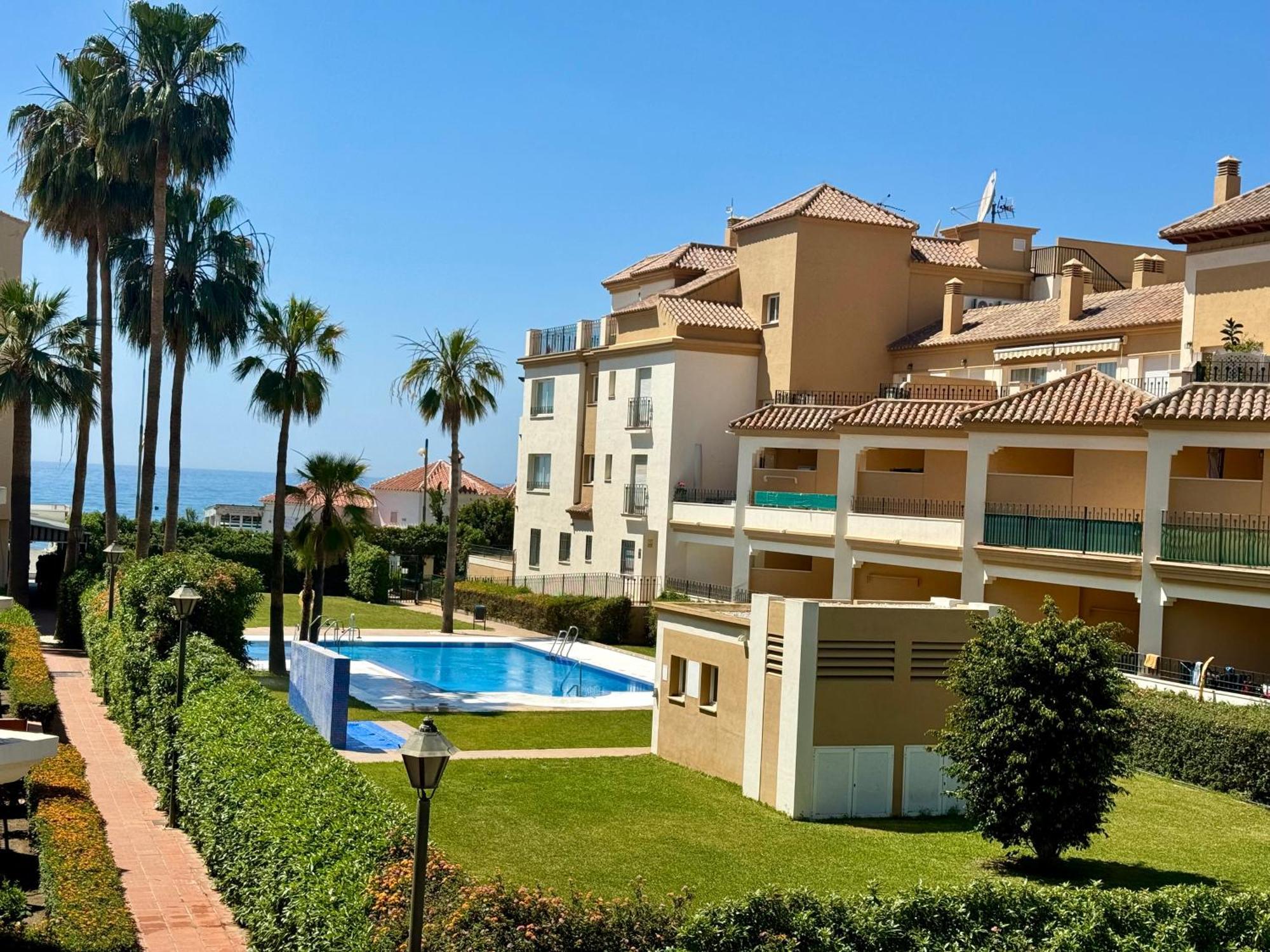 Strandnaera Boende I Torrox Costa Exterior foto
